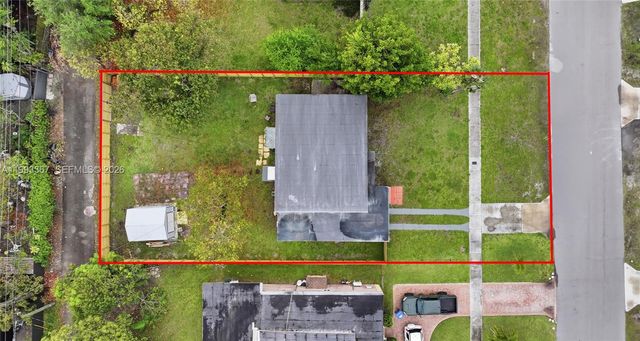 1620 NE 160th St 1620, North Miami Beach, FL 33162