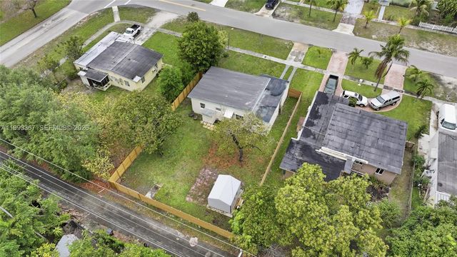 1620 NE 160th St 1620, North Miami Beach, FL 33162