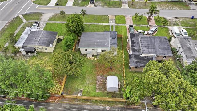 1620 NE 160th St 1620, North Miami Beach, FL 33162