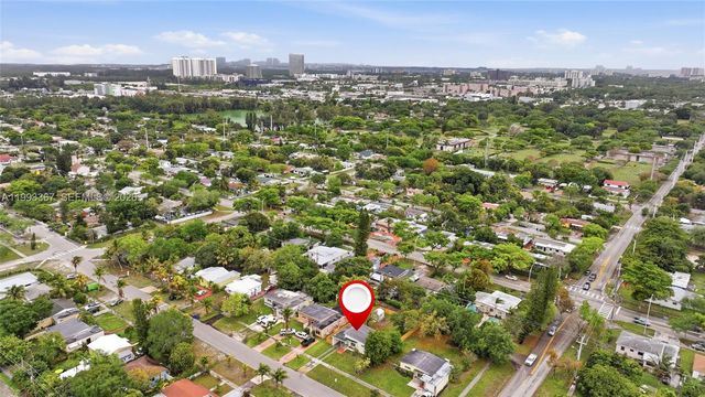 1620 NE 160th St 1620, North Miami Beach, FL 33162