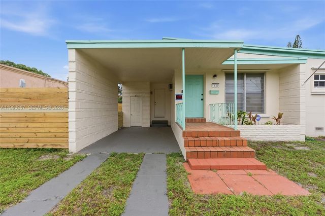 1620 NE 160th St 1620, North Miami Beach, FL 33162