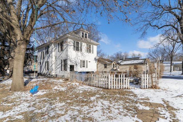 1416 Hawthorne Avenue, Waterloo, IA 50702