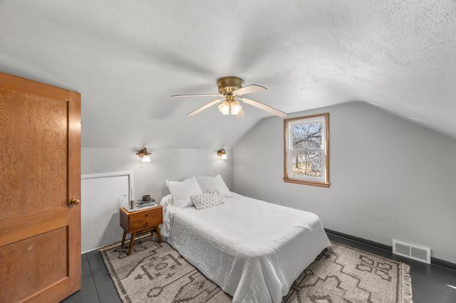 5900 Maple Street, Rockford, MN 55373