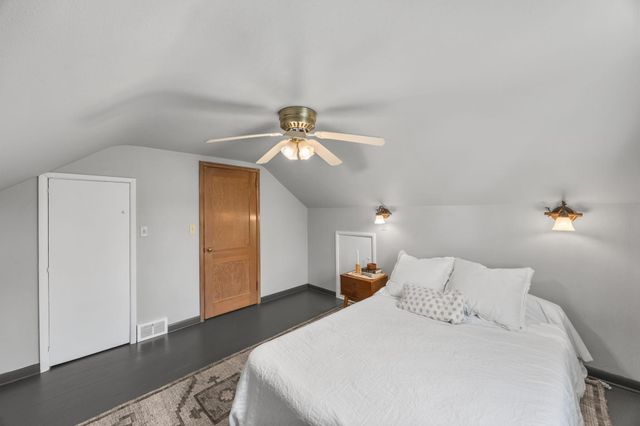 5900 Maple Street, Rockford, MN 55373