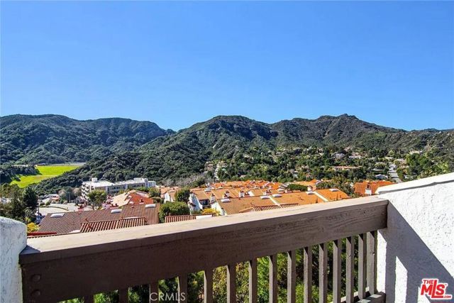 1694 Michael Lane, Pacific Palisades (los Angeles), CA 90272