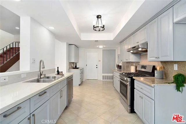 1694 Michael Lane, Pacific Palisades (los Angeles), CA 90272