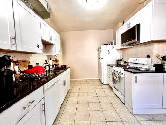 1908 Beacon St 3, Brookline, MA 02445