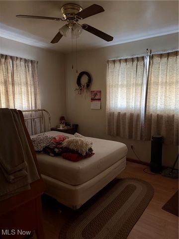 1237 Ivanhoe Avenue, Youngstown, OH 44502