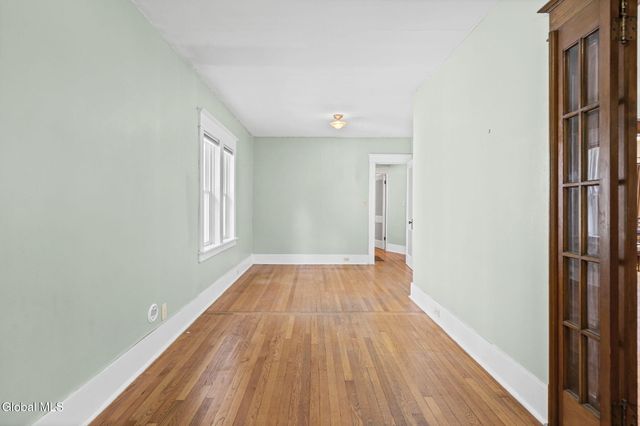 519 Kenwood Avenue, Bethlehem, NY 12054