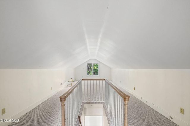 519 Kenwood Avenue, Bethlehem, NY 12054