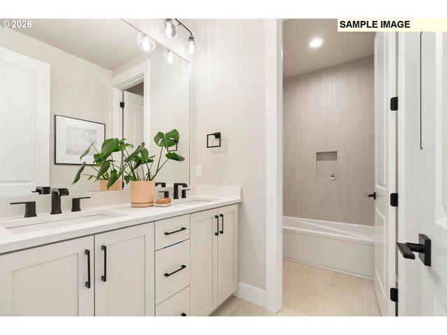 2083 Ostman Rd, West Linn, OR 97068