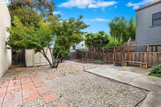 1444 14th Street, Oakland, CA 94607