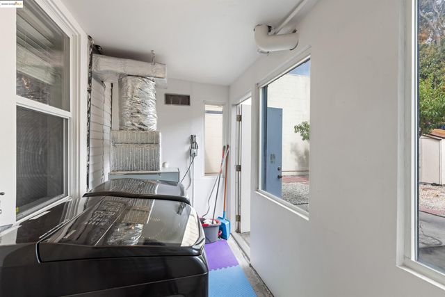 1444 14th Street, Oakland, CA 94607