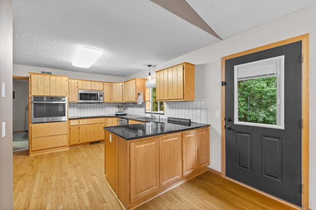 23593 FLORA COURT NW, Saint Francis, MN 55070