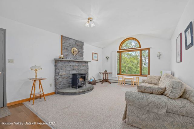 231 Manorville Road, Saugerties, NY 12477