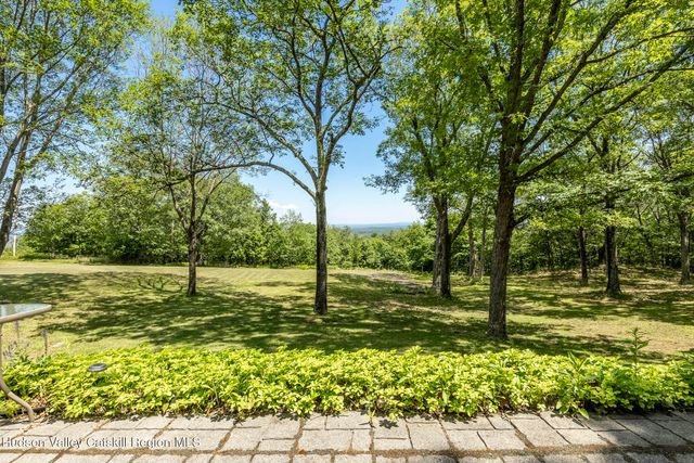 231 Manorville Road, Saugerties, NY 12477