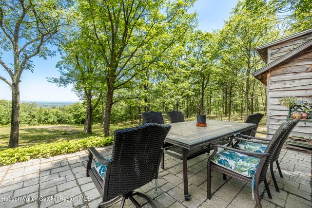 231 Manorville Road, Saugerties, NY 12477