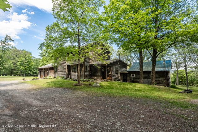 231 Manorville Road, Saugerties, NY 12477