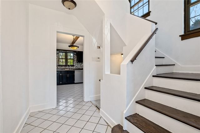 1516 Riverside Dr, Penn Hills, PA 15147