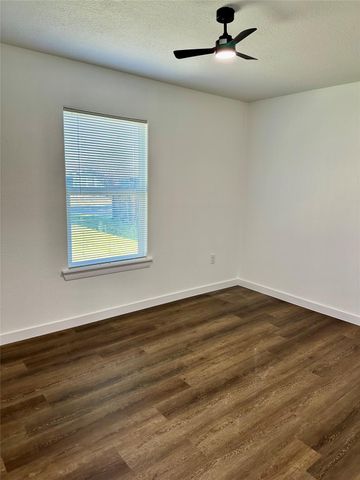 102 Georgia Street, Houston, TX 77029