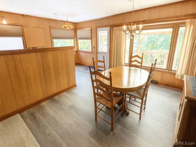 817 W Boyington Street, Iron River, MI 49935