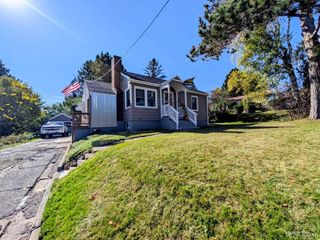 817 W Boyington Street, Iron River, MI 49935