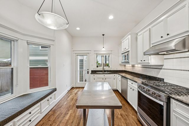 1537 Alexander Street, Houston, TX 77008