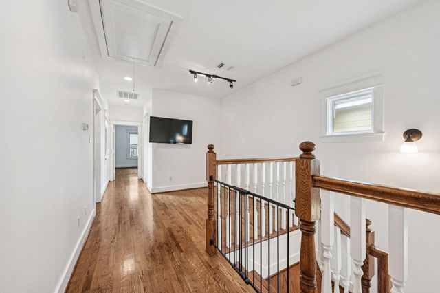 1537 Alexander Street, Houston, TX 77008