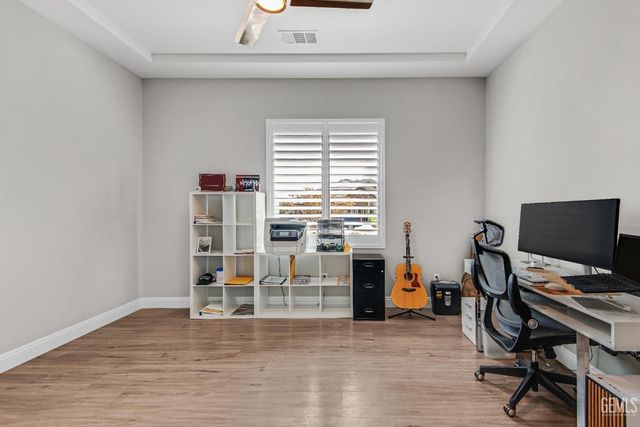 16602 Northfield Way, Bakersfield, CA 93314