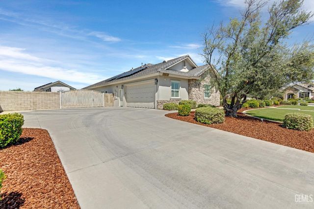 16602 Northfield Way, Bakersfield, CA 93314