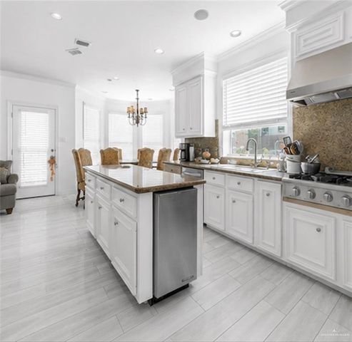 2801 Santa Esperanza, Mission, TX 78572