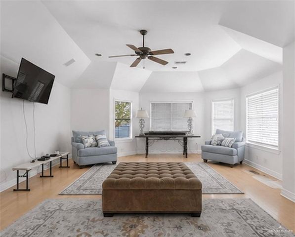 2801 Santa Esperanza, Mission, TX 78572