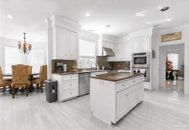 2801 Santa Esperanza, Mission, TX 78572