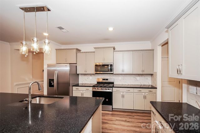 4110 Steel Way, Sherrills Ford, NC 28673