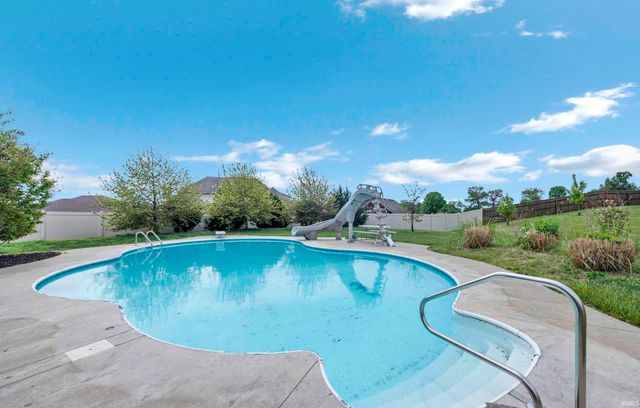 4405 Scarlet Hill, Evansville, IN 47725