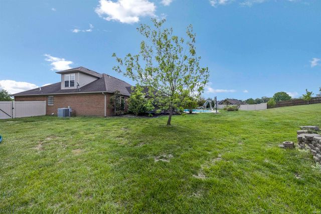 4405 Scarlet Hill, Evansville, IN 47725