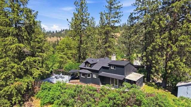 2803 S CHESTNUT St, Spokane, WA 99224