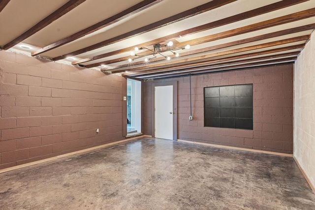 2803 S CHESTNUT St, Spokane, WA 99224