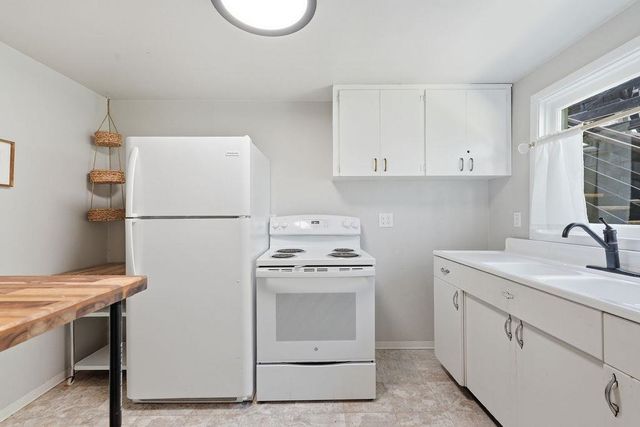 2803 S CHESTNUT St, Spokane, WA 99224
