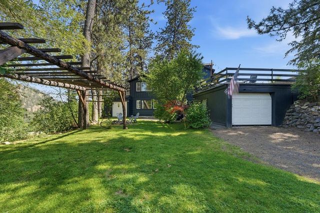 2803 S CHESTNUT St, Spokane, WA 99224
