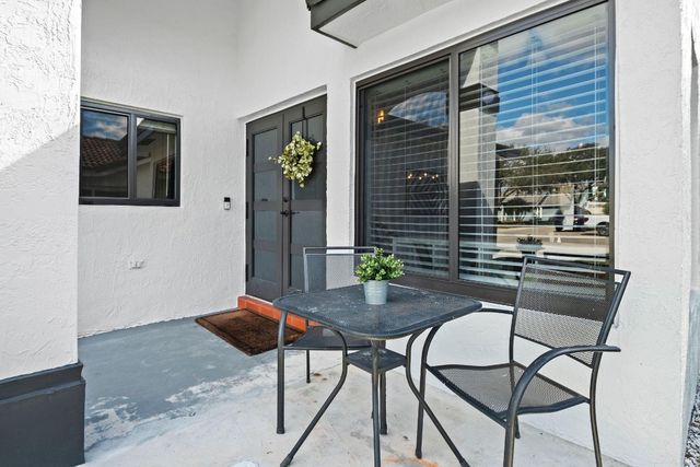 12440 SW 7th Place, Davie, FL 33325