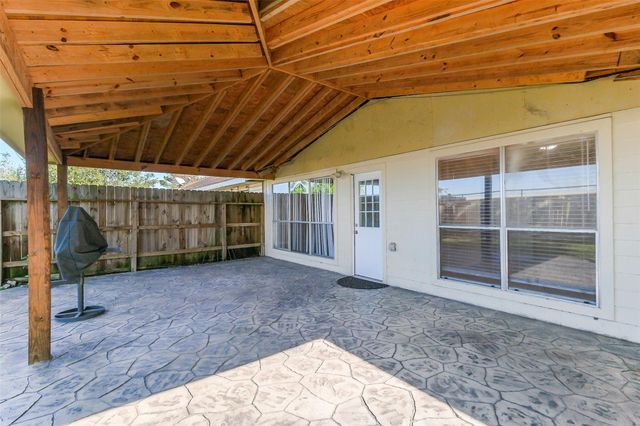 3738 Quiet Place Drive, Houston, TX 77082