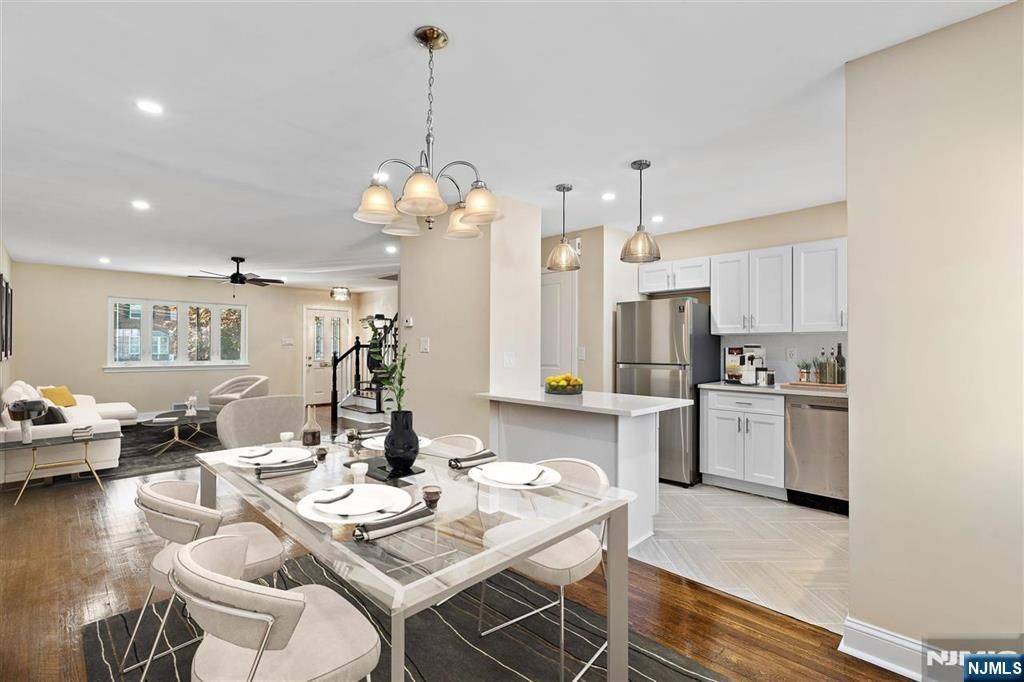 29 Parkview Terrace, Bayonne, NJ 07002