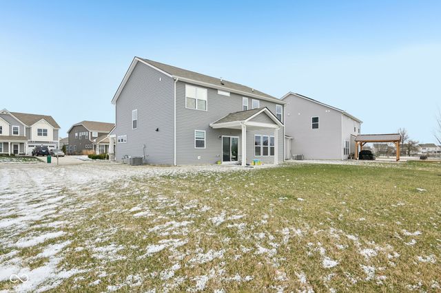 4696 Homestead Drive, Whitestown, IN 46075