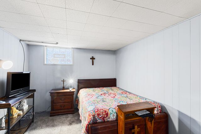 14 Charmaine Circle, Fort Mitchell, KY 41017