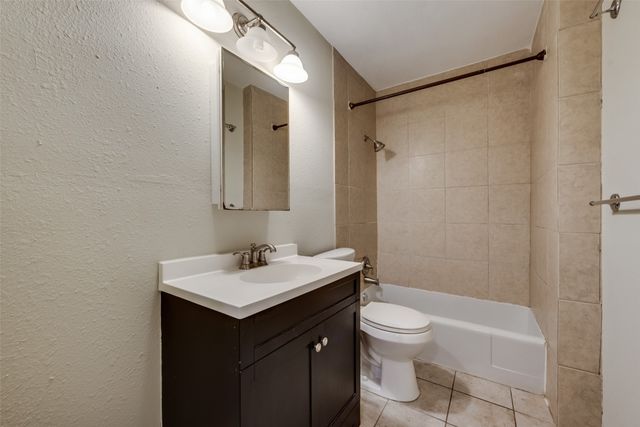 220 Jagoe Street, Denton, TX 76201