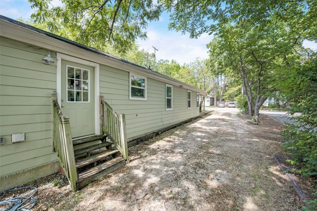 220 Jagoe Street, Denton, TX 76201