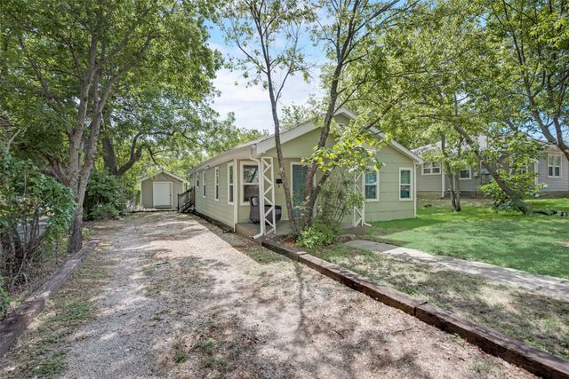 220 Jagoe Street, Denton, TX 76201