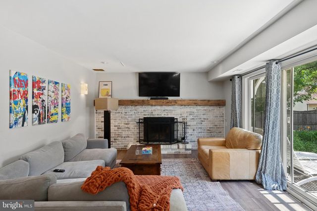 12 LINKS WAY, Marlton, NJ 08053