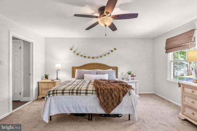 12 LINKS WAY, Marlton, NJ 08053